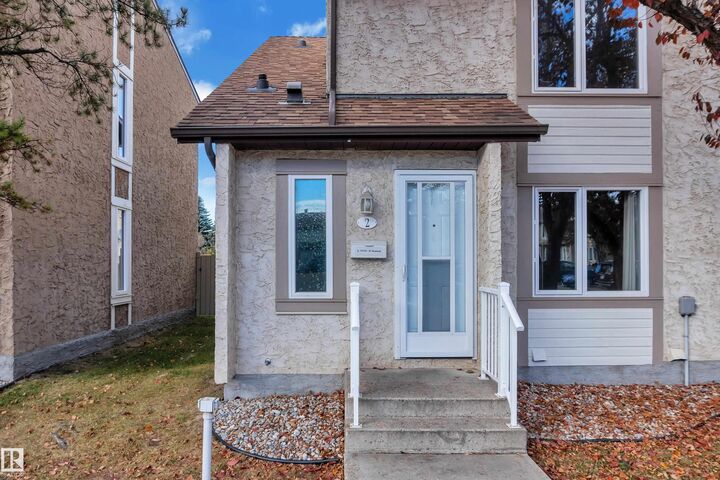 Property Photo:  11115 27 Avenue NW 2  AB T6J 5N3 