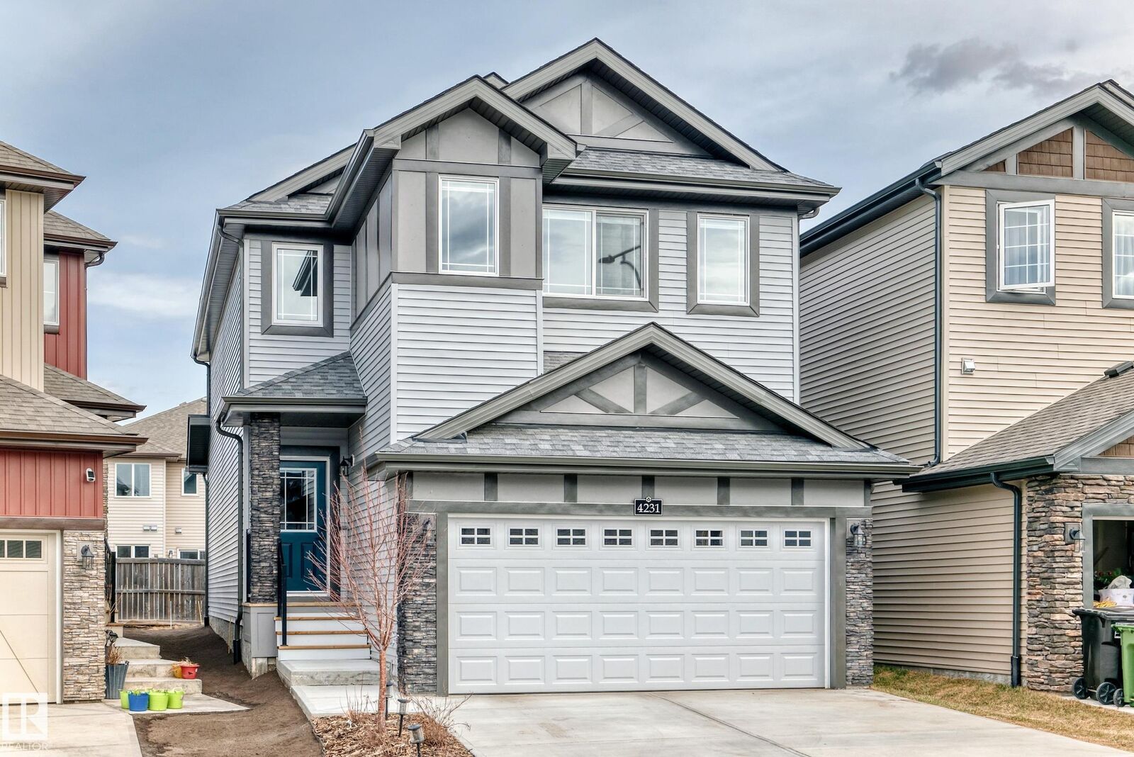 Property Photo:  4231 206 Street NW  AB T6M 3E3 