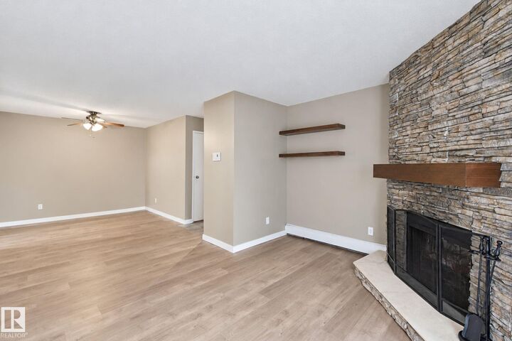 Property Photo:  340 Woodbridge Way 101  AB T8A 4G3 