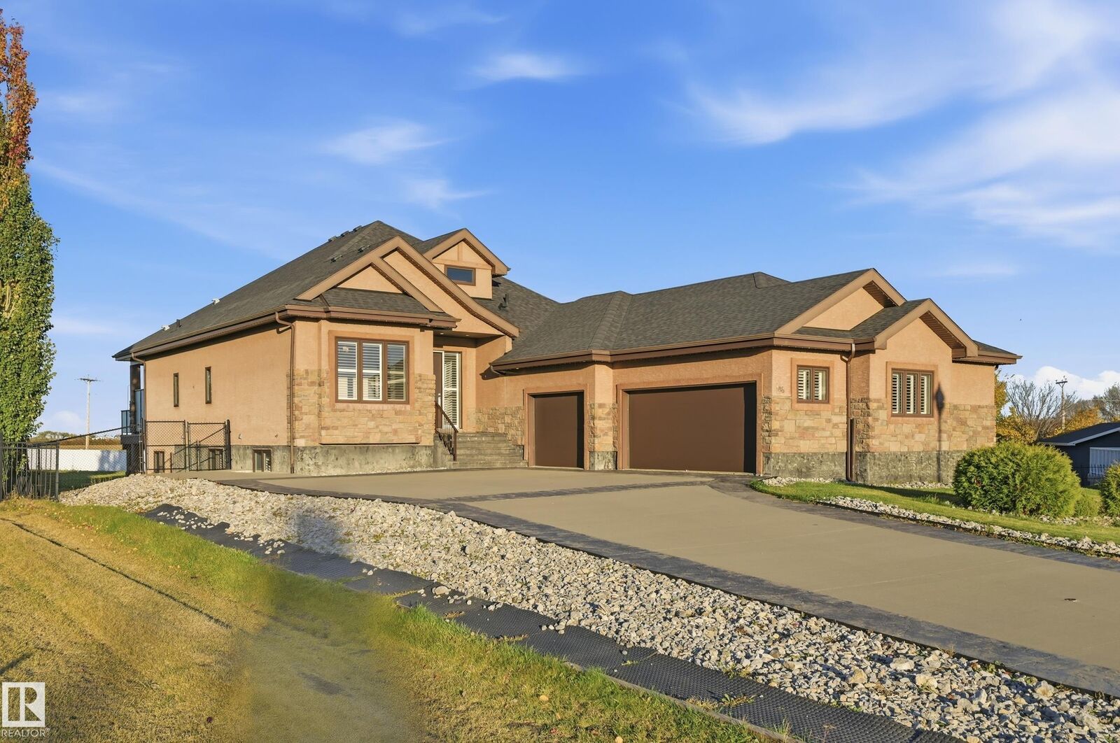 Property Photo:  Tuscano Close 106  AB T8T 0C9 