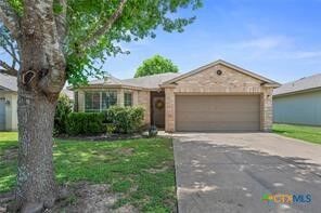 Property Photo:  303 Liberty Street  TX 78634 