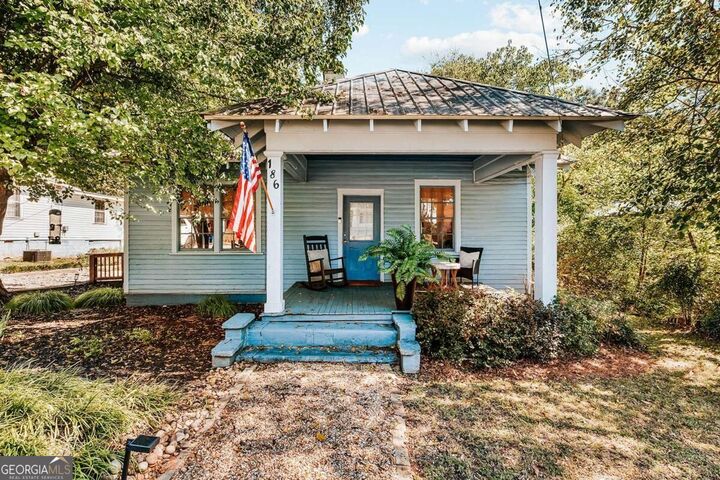 Property Photo: 186 First Street GA 30601