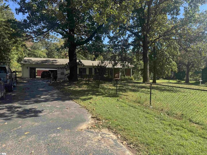 Property Photo: 198 Mount Lebanon Church Road SC 29651