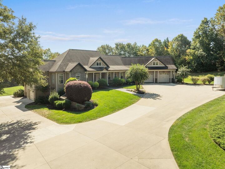 Property Photo:  210 Sloan Road  SC 29365 