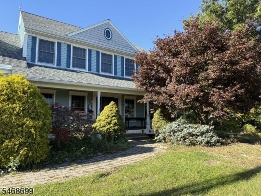 Property Photo:  10 Dales Xing  NJ 07461 