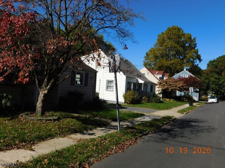Property Photo:  288 Warren St  NJ 08865 