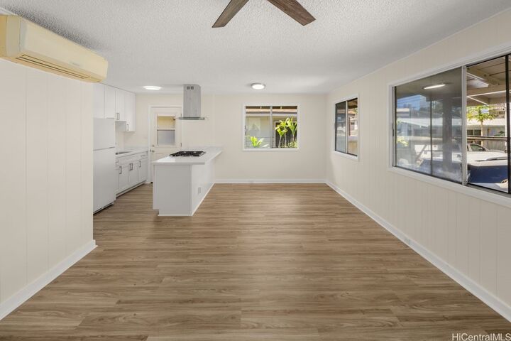 Property Photo: 1068 Kinau Street D HI 96814