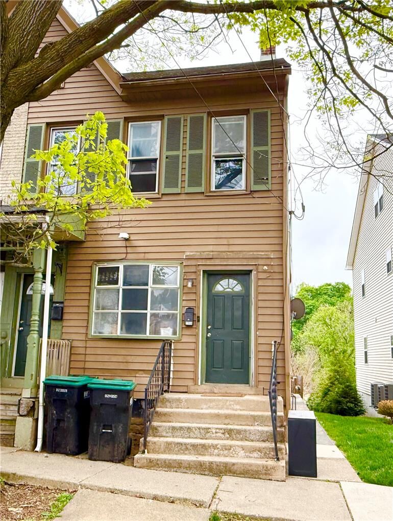 Property Photo:  231 Goepp Street  PA 18018 