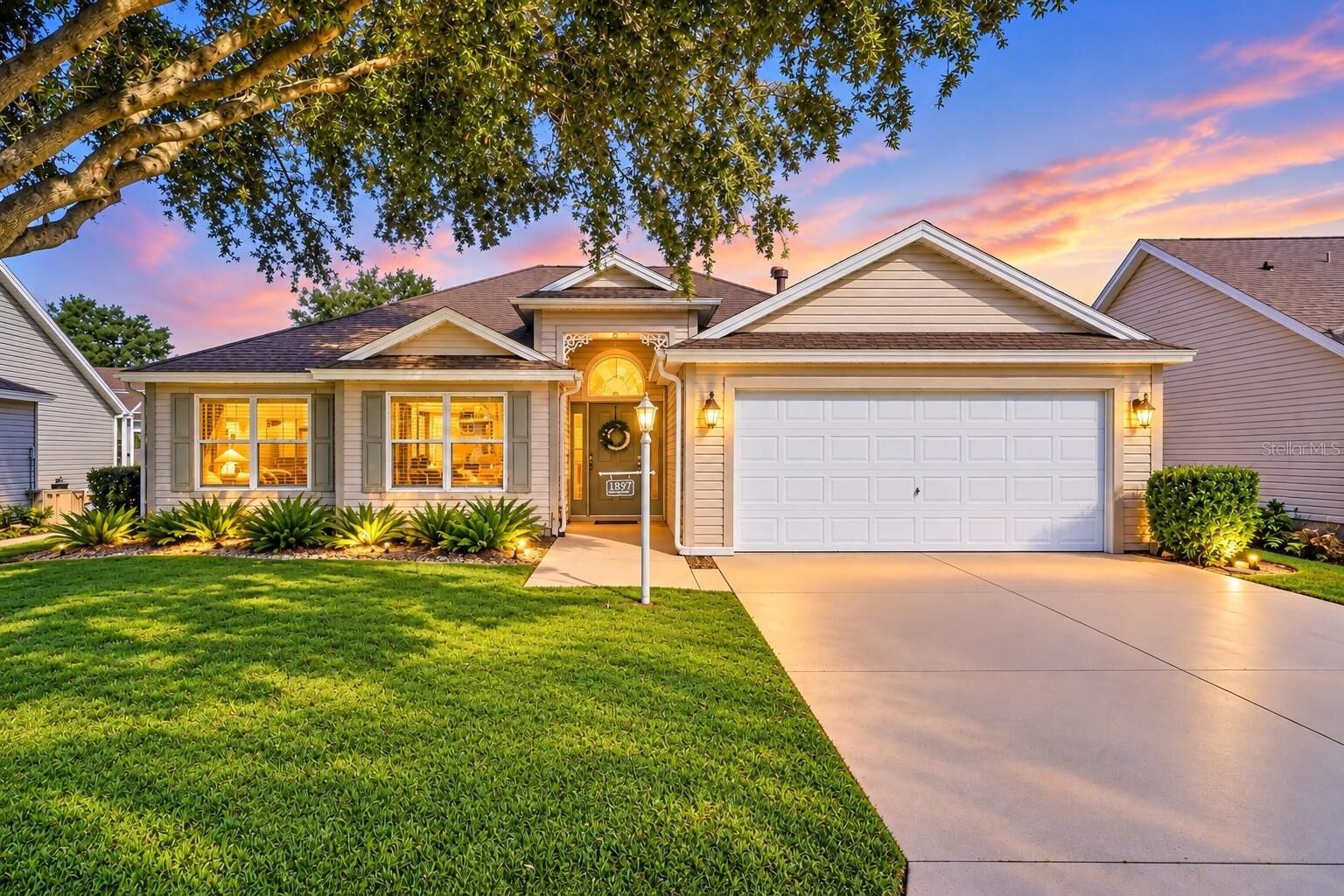 Property Photo:  1897 Caryle Lane  FL 32162 
