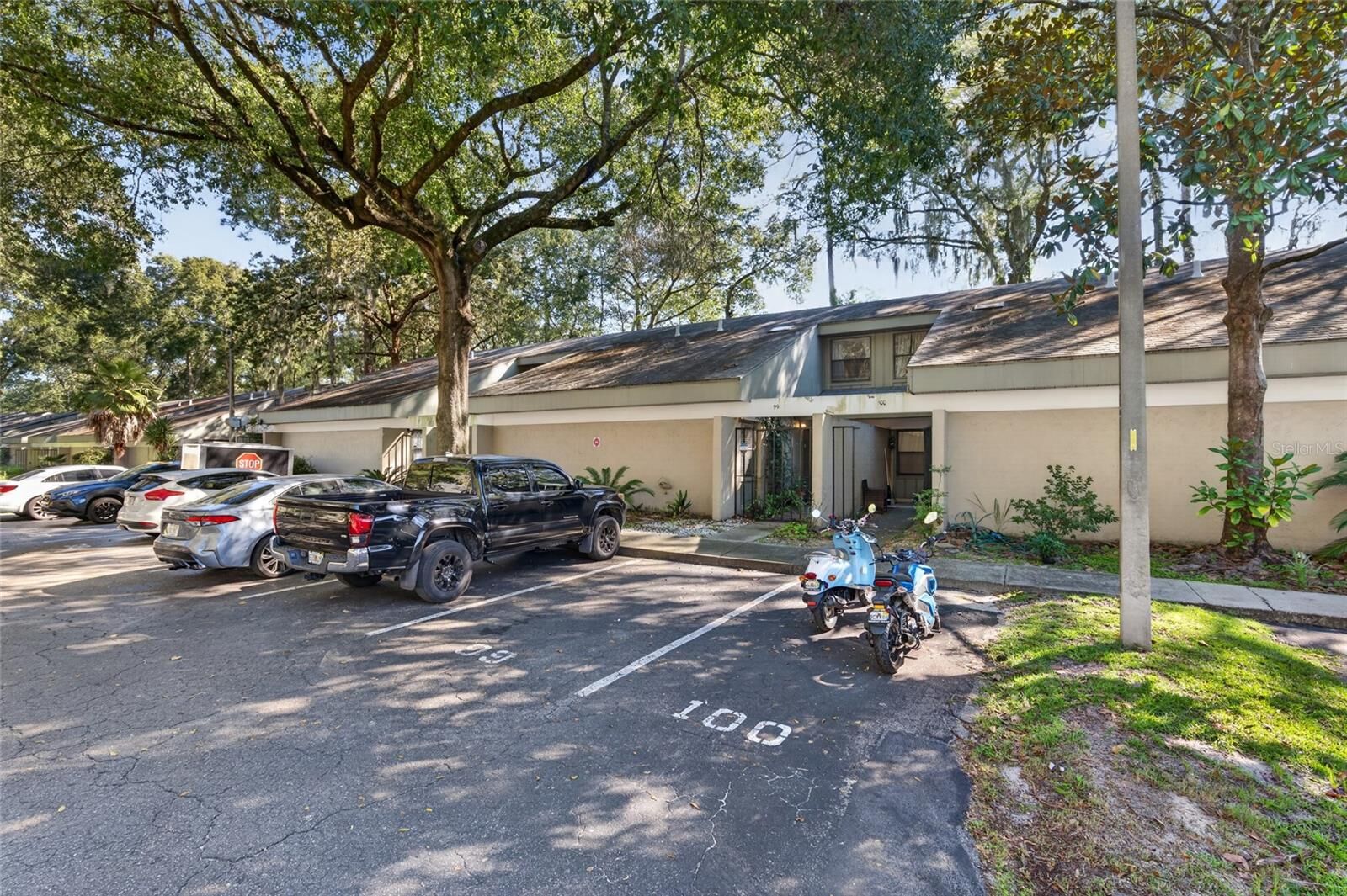 Property Photo: 7200 SW 8th Avenue P99 FL 32607