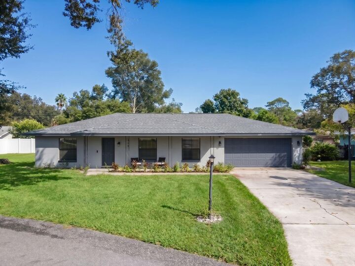 Property Photo: 128 Lagoon Road FL 33884