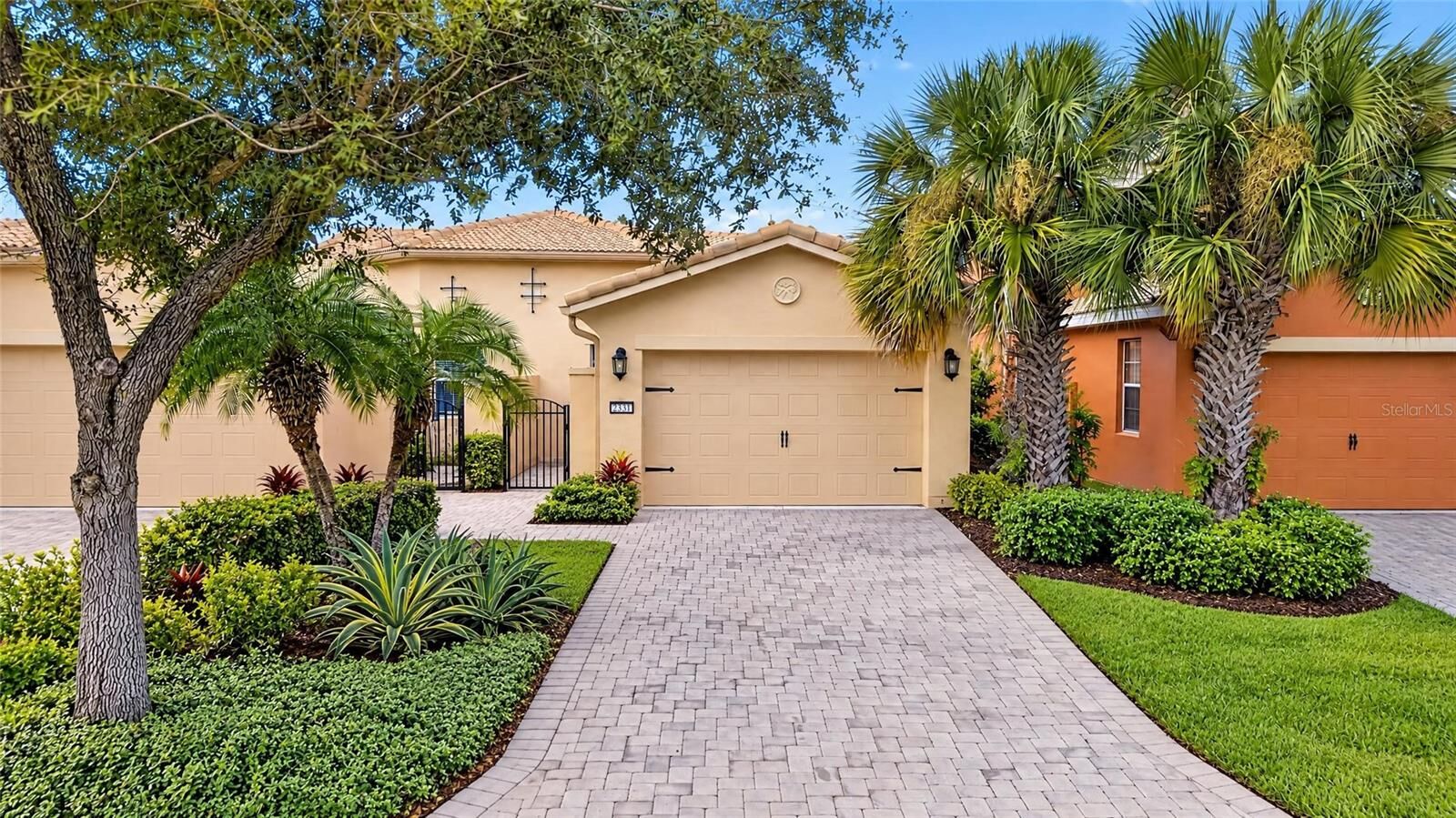 Property Photo: 2321 Palm Tree Drive FL 34759
