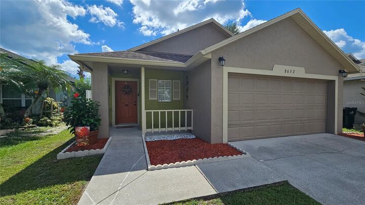 Property Photo:  8632 Foley Drive  FL 32825 