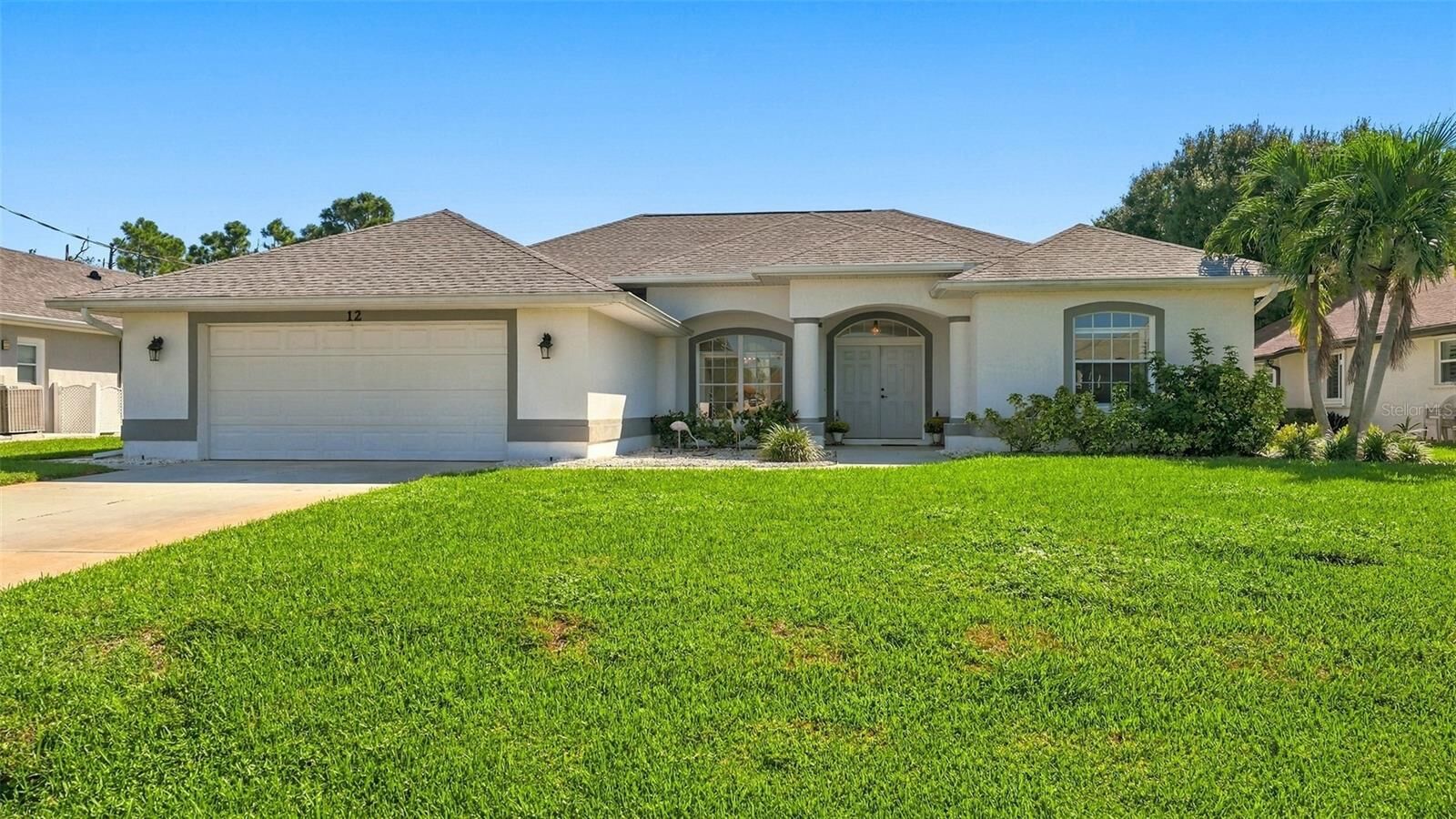 Property Photo:  12 Medalist Court  FL 33947 