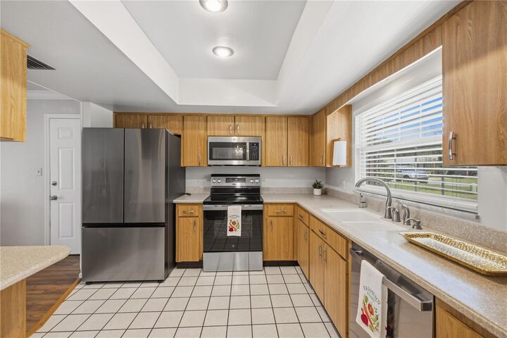 Property Photo: 3020 Greenmount Road FL 32806