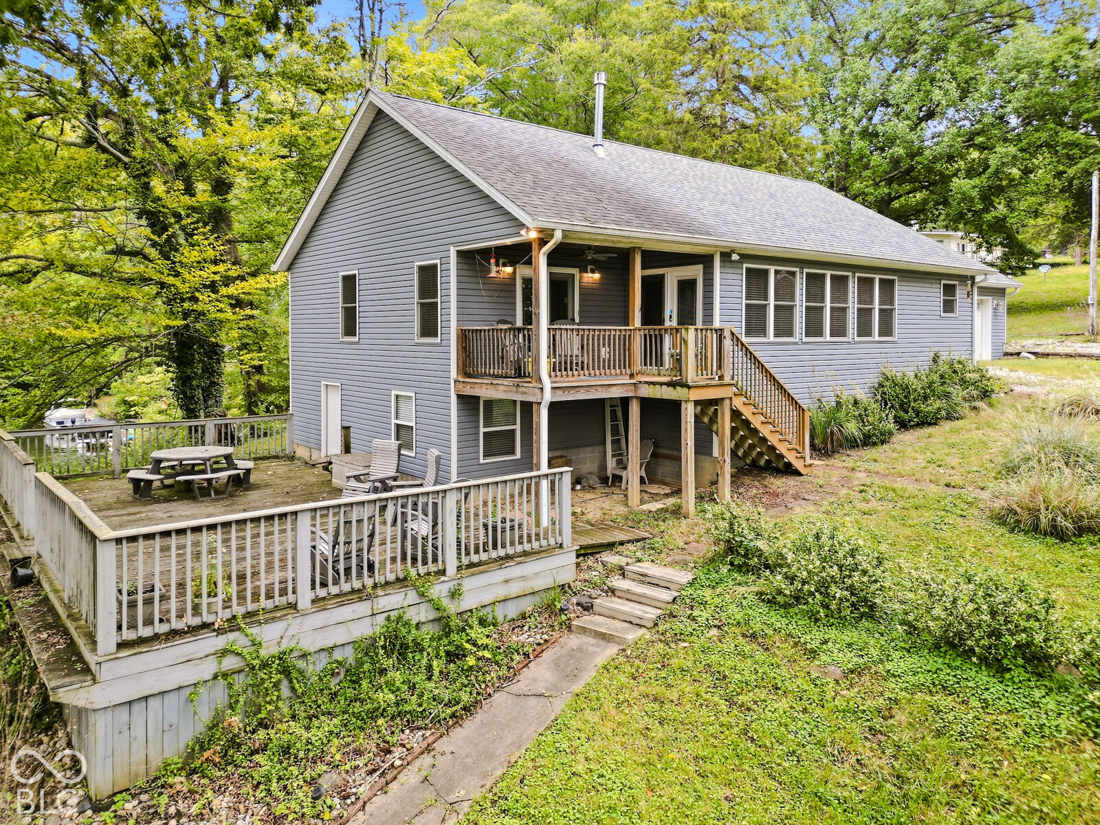 Property Photo: 8616 S Riser Drive IN 46164