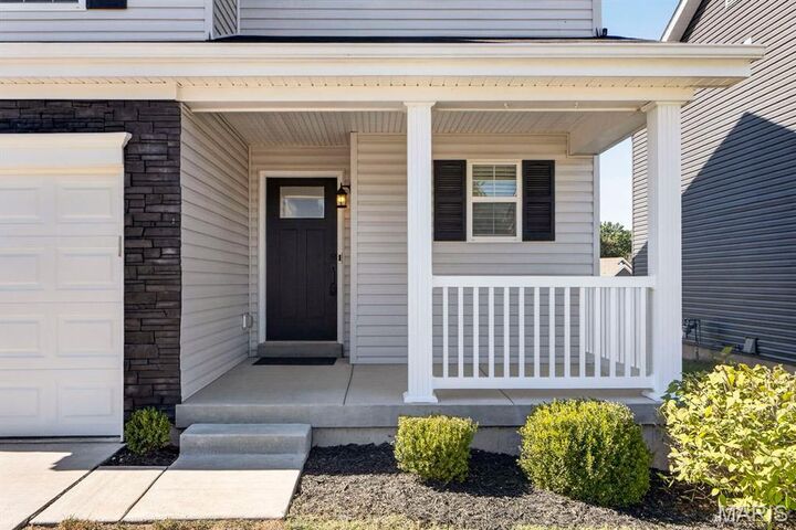Property Photo:  511 Rolling Meadow Drive  MO 63025 