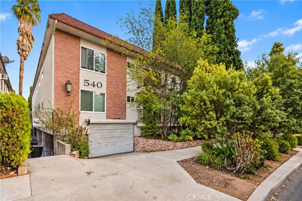 Property Photo:  540 N Croft Avenue 5  CA 90048 