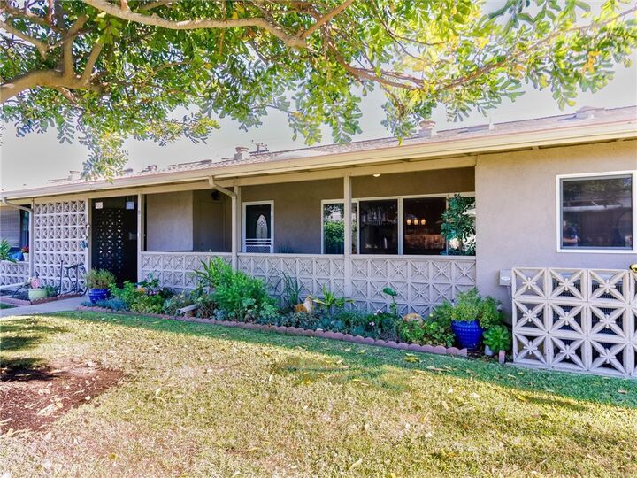 Property Photo:  13361 St Andrews Drive 129-D  CA 90740 