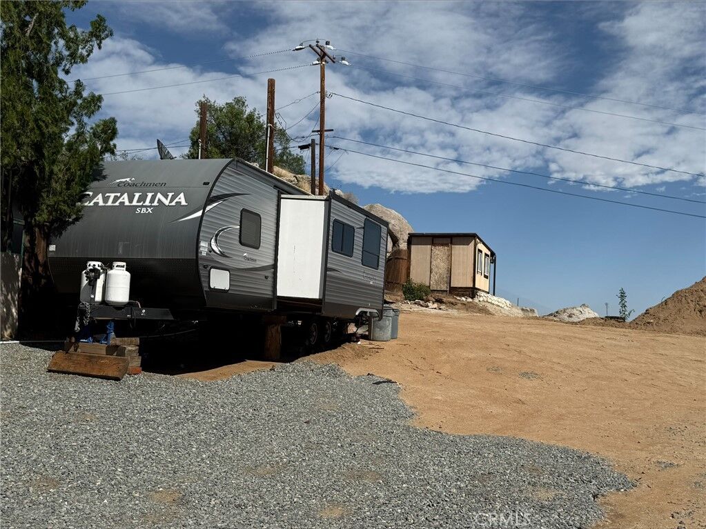 Property Photo:  315 Cochise  CA 92570 