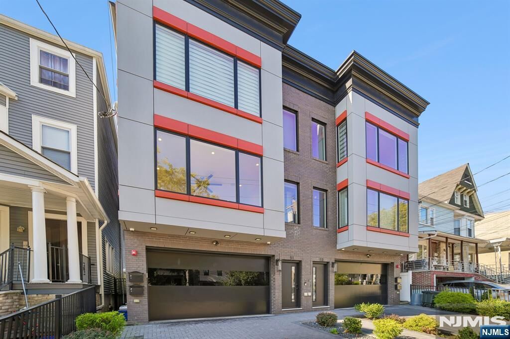 Property Photo:  51 Prospect Street 1  NJ 07307 