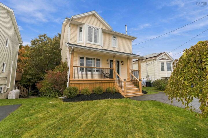 Property Photo:  37 Madeira Crescent  NS B2W 6G7 