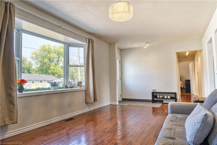 Property Photo:  365 Adeline Drive  ON L4P 3C4 