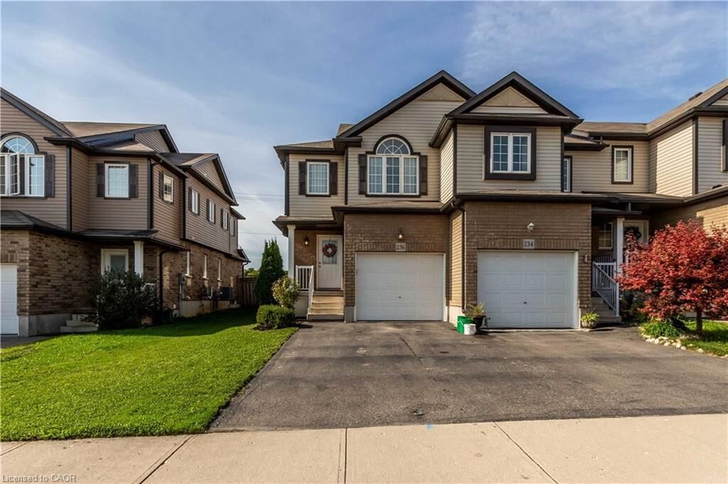 Property Photo:  236 Countrystone Crescent  ON N2N 3S1 