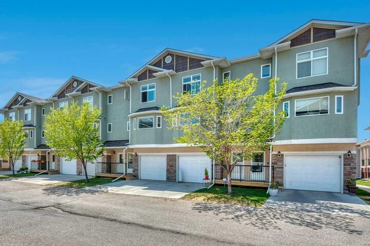Property Photo:  318 Strathcona Circle  AB T1P 0B1 