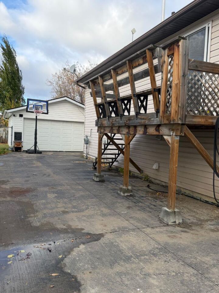 Property Photo:  6226 90 Street  AB T8W 2M3 