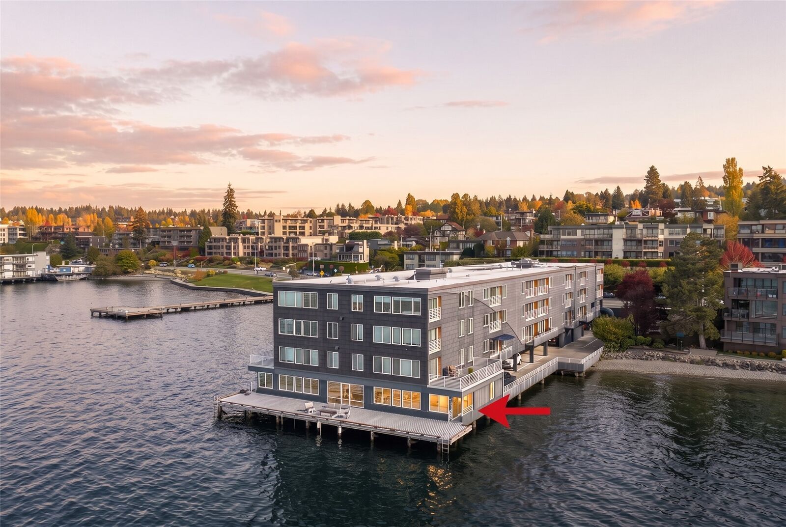 Property Photo:  733  Lake Street S 1-A  WA 98033 