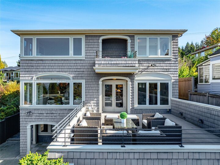 Property Photo:  9326  46th Avenue SW  WA 98136 