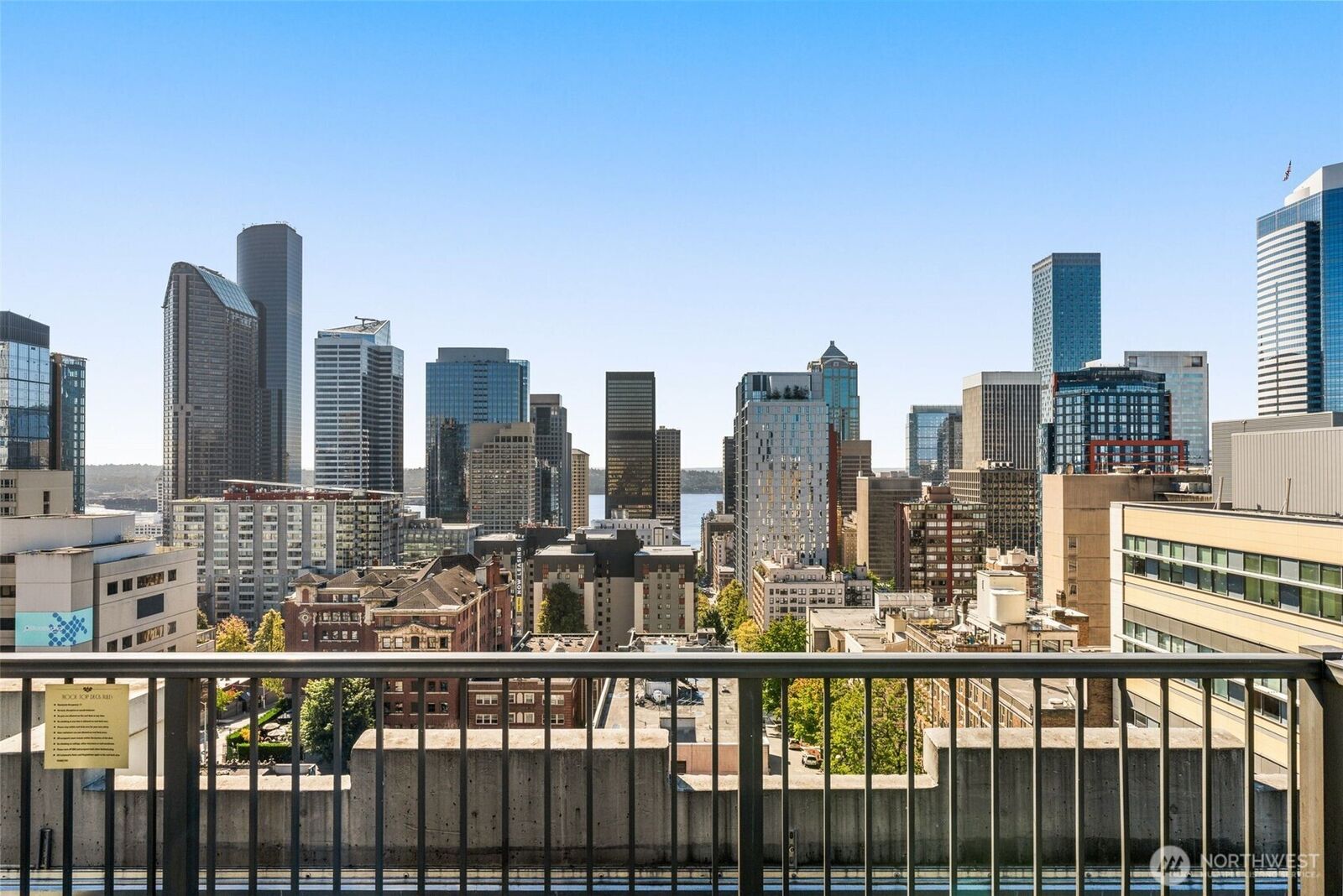 Property Photo:  1105  Spring Street 1304  WA 98104 