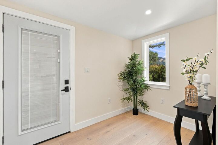 Property Photo:  38 Miraflores Avenue  CA 94901 