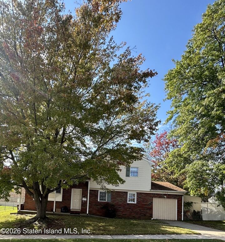 Property Photo: 280 Ridgecrest Avenue NY 10312