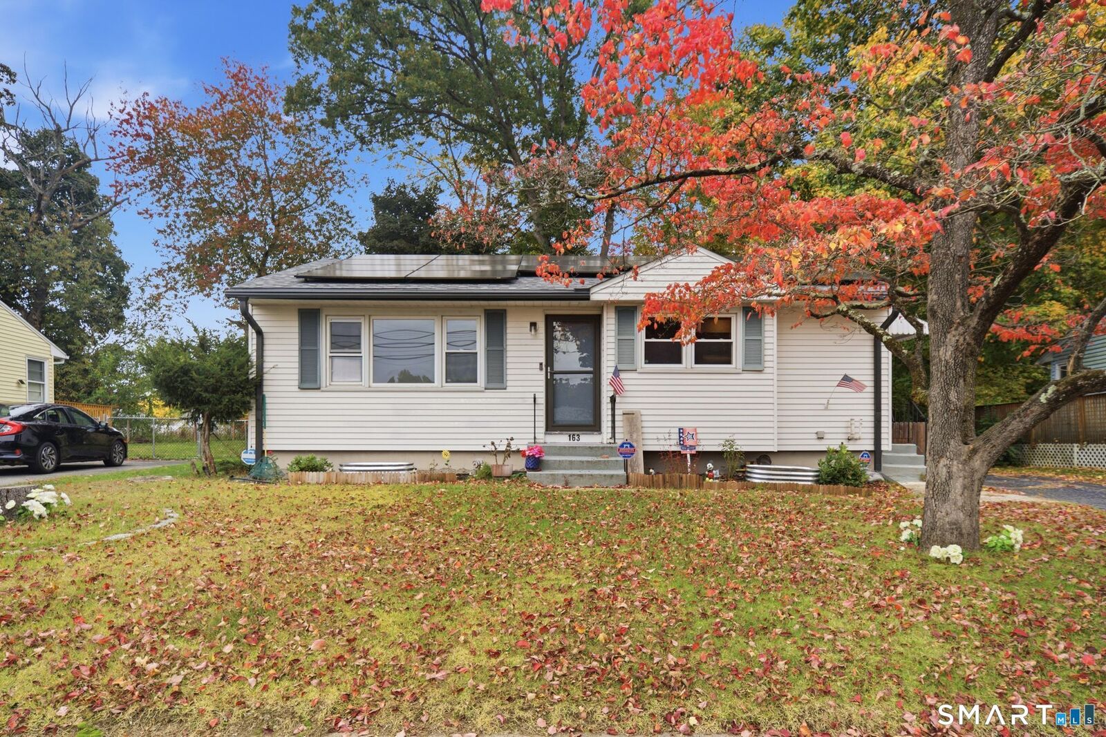 Property Photo: 163 Roxbury Road CT 06118