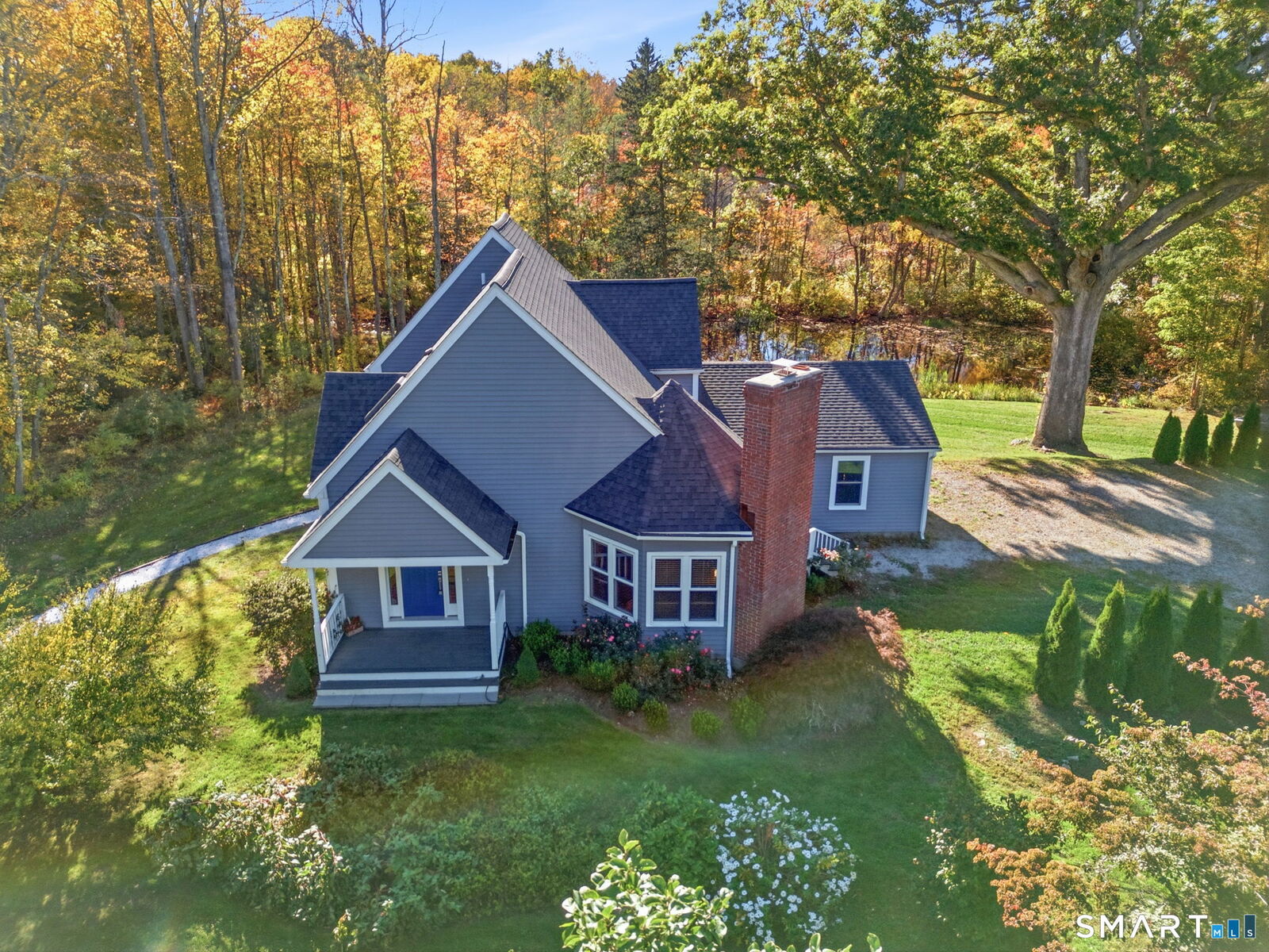Property Photo:  2 Pinewood Trail  CT 06417 