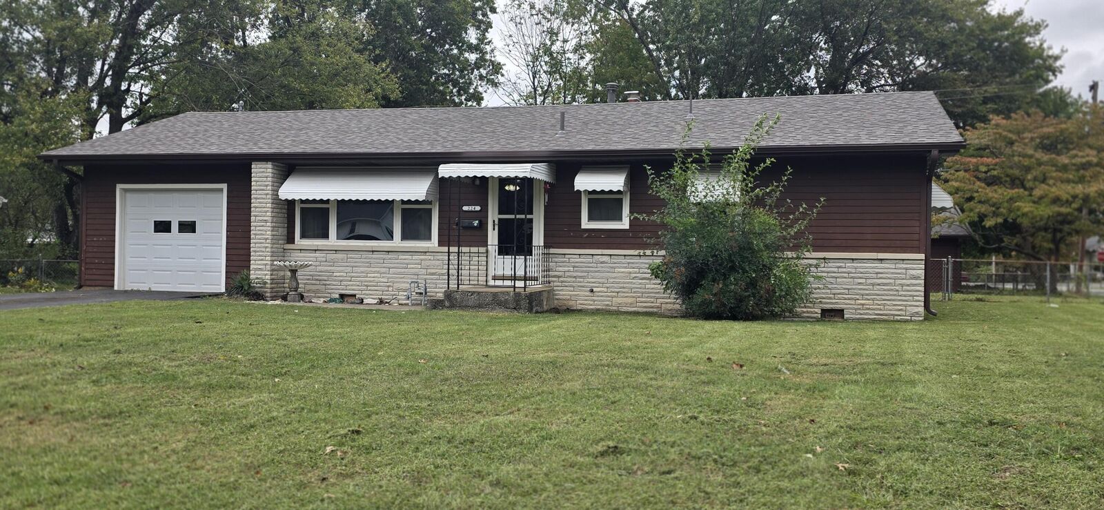 Property Photo:  224 S Forest Lane  MO 65738 