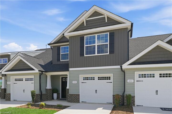 Property Photo:  203 Highlander Terrace  NC 27298 