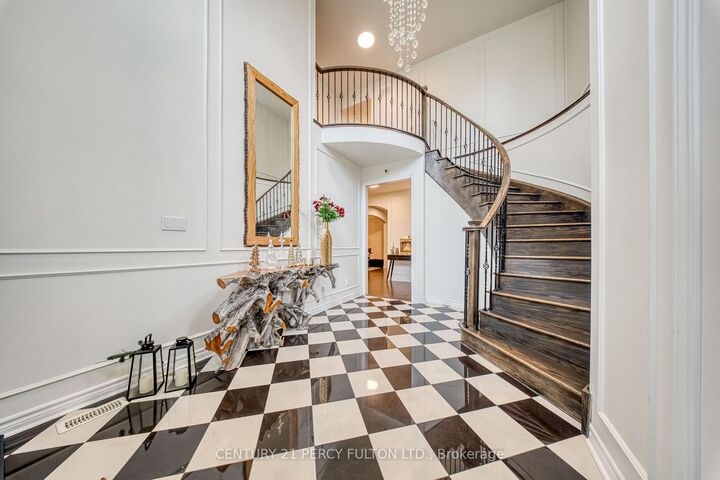 Property Photo: 937 Greenhill Avenue ON L1K 0C3
