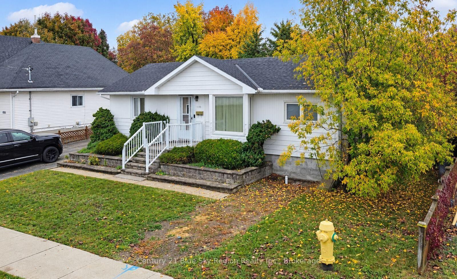 Property Photo: 1110 Copeland Street ON P1B 3E8
