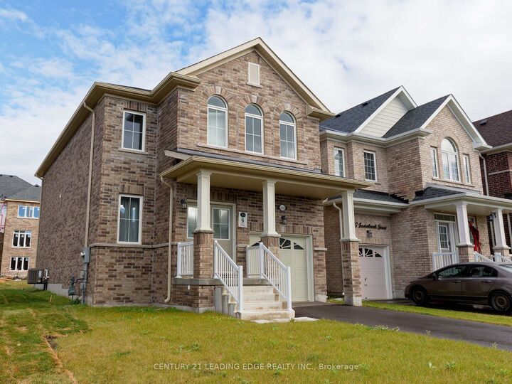Property Photo:  1869 Fosterbrook Street N  ON L1K 3G5 