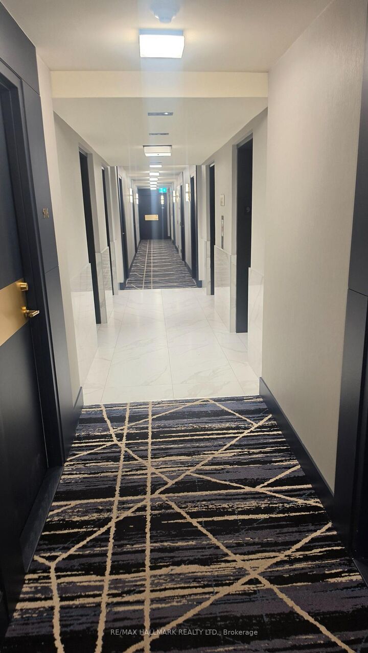 Property Photo:  18 Yonge Street 914  ON M5E 1Z8 