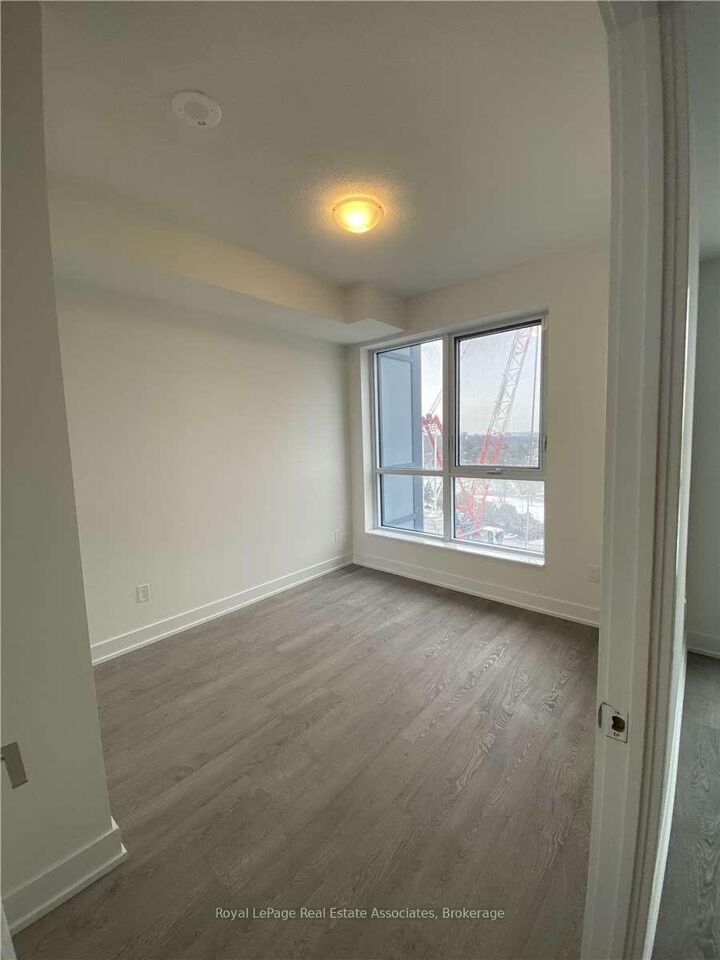 Property Photo:  7 Mabelle Avenue 1005  ON M9A 0C9 