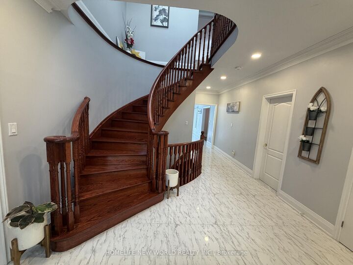 Property Photo:  63A Roosevelt Drive  ON L4C 6V2 