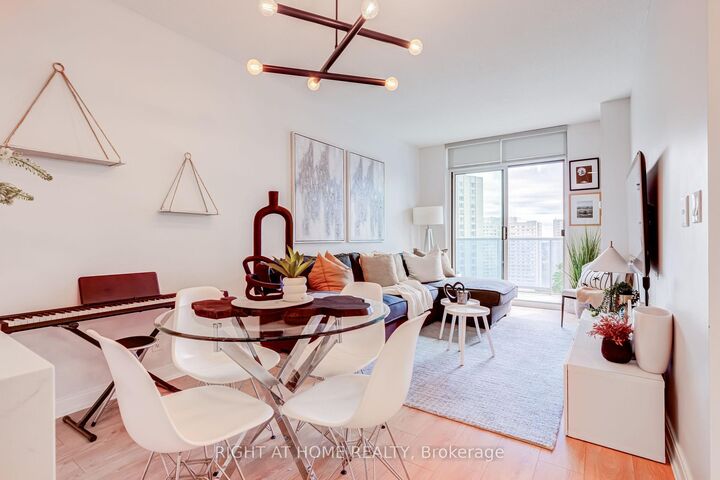 Property Photo:  70 Absolute Avenue 1405  ON L4Z 0A4 
