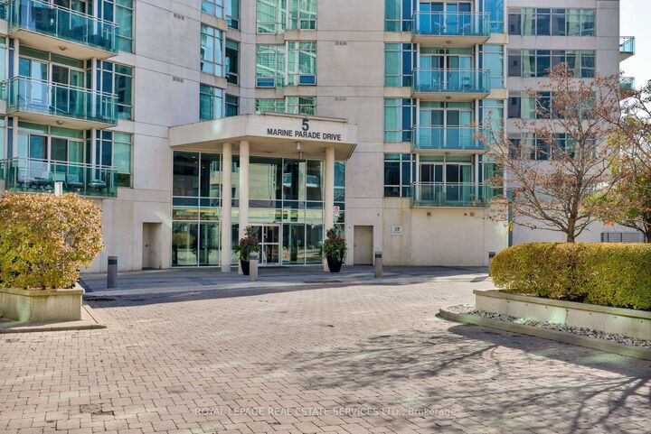 Property Photo:  5 Marine Parade Drive 221  ON M8V 4B4 