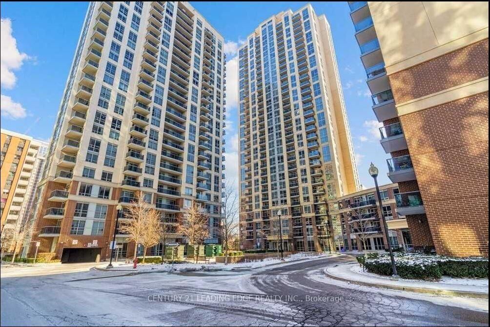 Property Photo:  5 Michael Power Place 505  ON M9A 0A3 