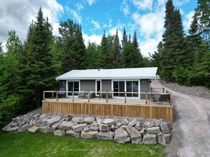 Property Photo:  93 Ontario Street  ON P0J 1G0 