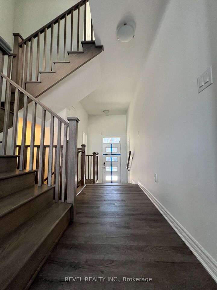 Property Photo:  87 Ennerdale Street  ON L9J 0Z9 